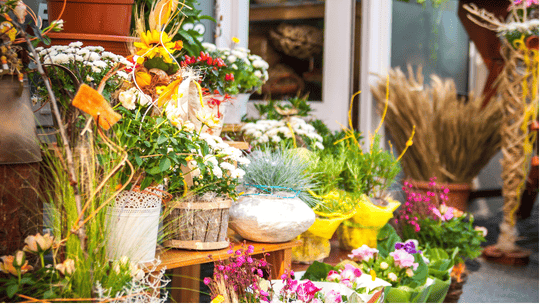 Schaufenstergestaltung im Frühling - Tillhub Blog