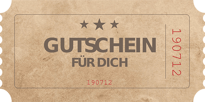 Kleiner Gutschein aus altem, braunen Papier mit Nummer und Aufschrift Gutschein für dich